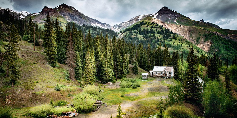 Mountain views of Ouray Colorado